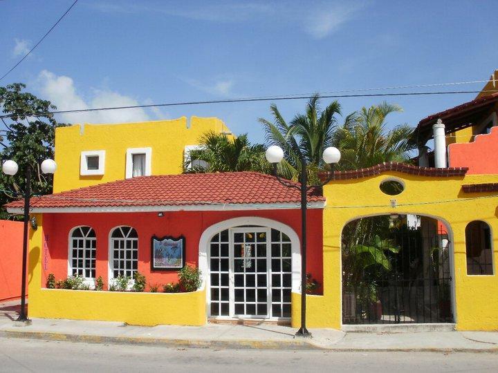 El Acuario Hotel Playa del Carmen Exterior foto