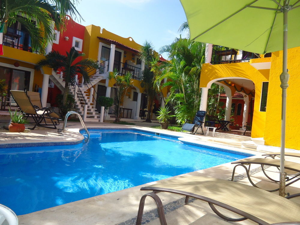 El Acuario Hotel Playa del Carmen Exterior foto